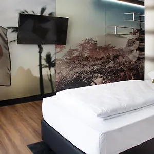 https://rnk-by-wmm-hotels.hotelsheidelberg.net